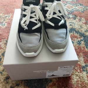 Fear of God essentials distance runner